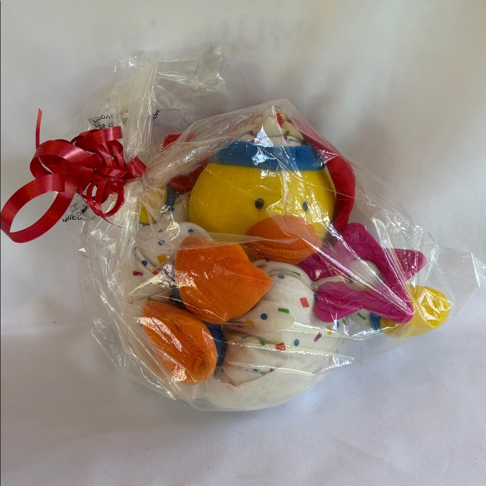 VINTAGE 2002 Musical Cute Baby Goose Colorful Plush Toy Bundle with Red Ribbon - Picture 4 of 8